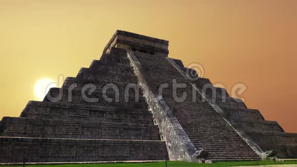 墨西哥Kukulkan金字塔视频的预览图