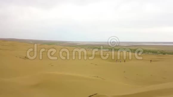 卡山马拉贾布盐沙漠视频的预览图