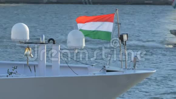 匈牙利船在布达佩斯多瑙河视频的预览图