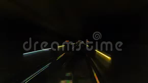 穿越巴黎地铁隧道穿越时间视频的预览图