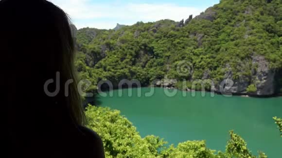泰国昂松国家海洋公园翡翠湖流动摄影小剪影视频的预览图
