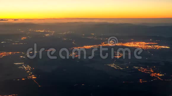 日出前的风景视频的预览图