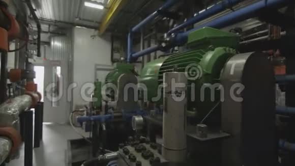 工厂压力供应设备机制视频的预览图