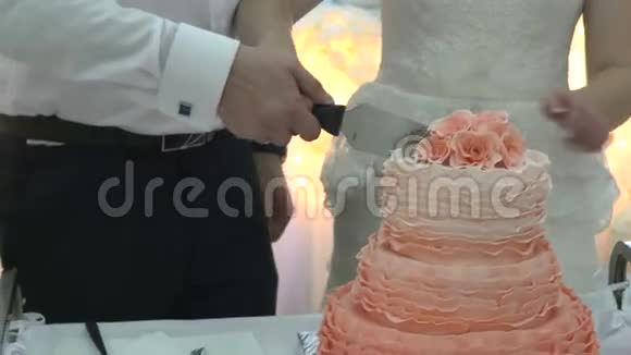 切蛋糕视频的预览图