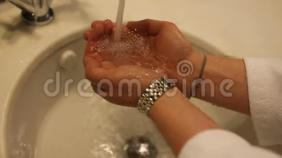 卫生洗手洗手视频的预览图