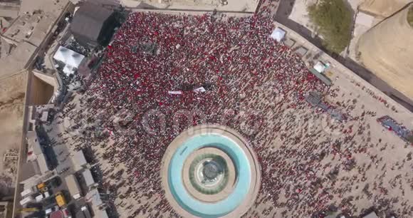 瓦莱塔市庆祝工党的鸟瞰图视频的预览图