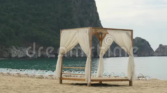 土耳其夏季度假胜地阿兰娅克莱奥帕特拉海滩开始前视频的预览图