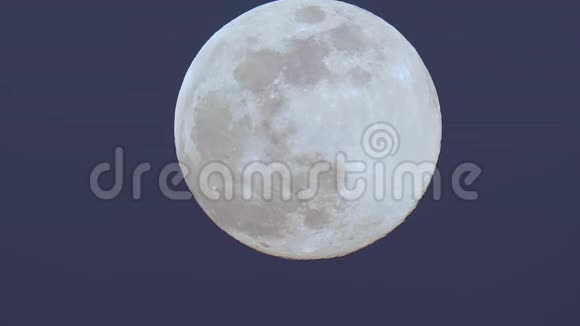月亮详细特写视频的预览图