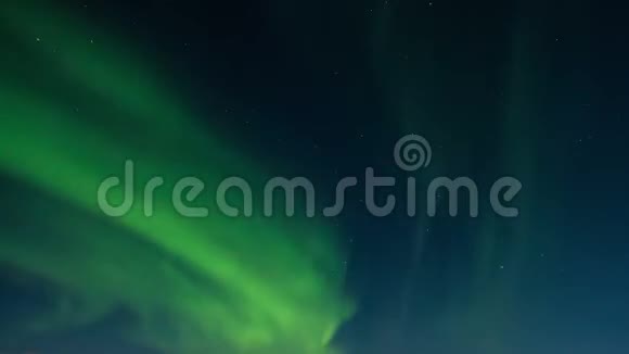 巴伦支海上空的北极光视频的预览图