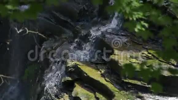 库亚霍加的小瀑布视频的预览图