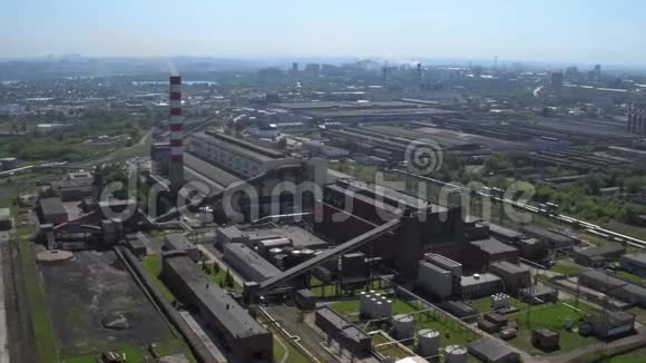 工业城市区工厂仓库物流中心视频的预览图