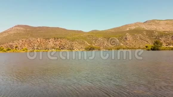 希腊凯亚法湖景观一个著名的旅游目的地视频的预览图