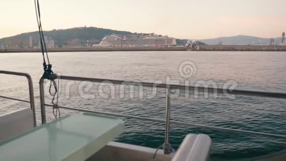 帆船比赛爱琴海的游艇豪华游艇视频的预览图