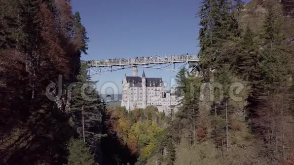 德国巴伐利亚州Neuschwanstein城堡景观未触及的LOG格式视频的预览图