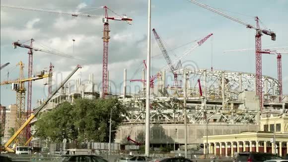 体育场的建设视频的预览图