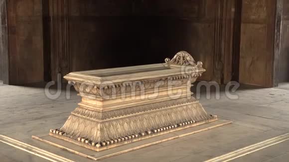 印度新德里的Safdarjung墓4K录像视频的预览图