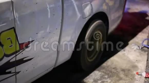 轮胎烧伤视频的预览图