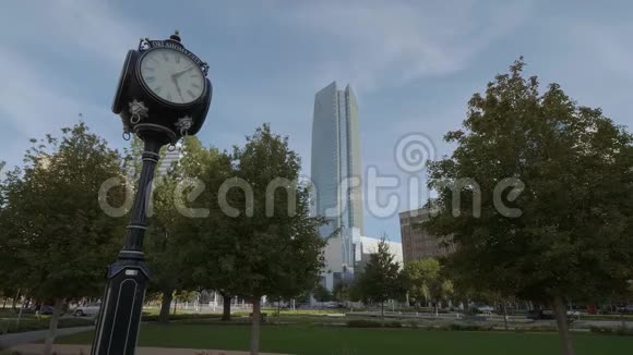 俄克拉荷马城的漂亮时钟视频的预览图