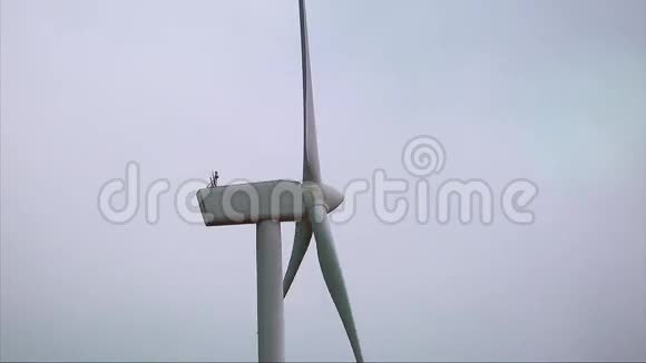 风力涡轮机特写视频的预览图