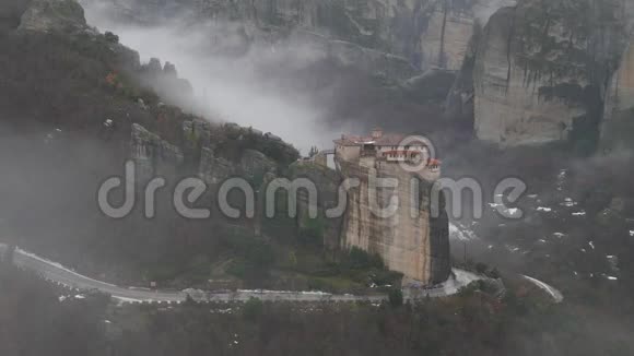 全景的Roussanou修道院Meteora视频的预览图