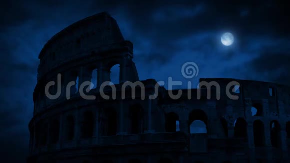 罗马竞技场在夜晚视频的预览图