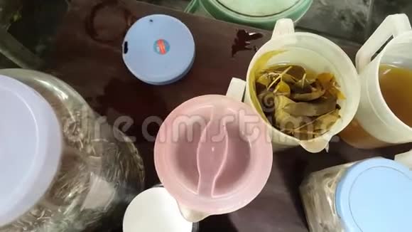 河内人行道冰茶文化视频的预览图