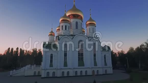 坦博夫的三一正教会空中录像视频的预览图