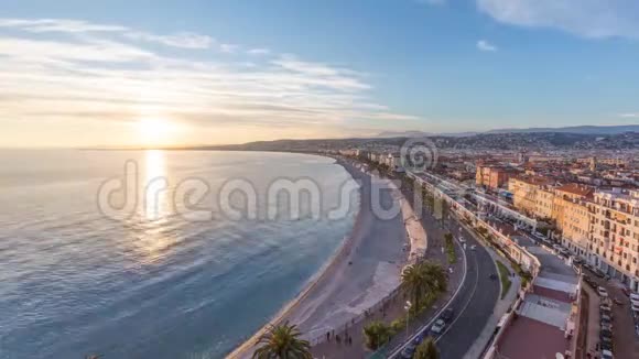法国里韦拉尼斯日落时的蔚蓝海岸视频的预览图