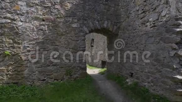 哥特式中世纪城堡老大门视频的预览图