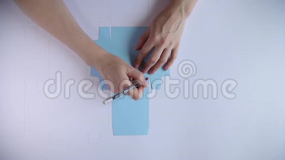 礼盒手工组装手工DIY视频的预览图