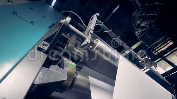 纸张加工厂的纸张回收设备纸材料的回收利用视频的预览图