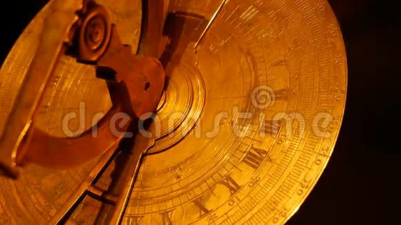 赤道日晷古代的时间测量视频的预览图