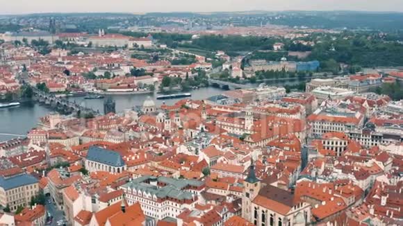 布拉格的空中景色视频的预览图