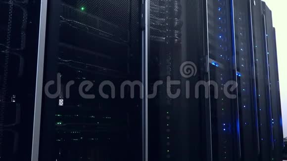 网络互联网电信技术大数据存储云计算计算机服务的经营理念服务器ro视频的预览图