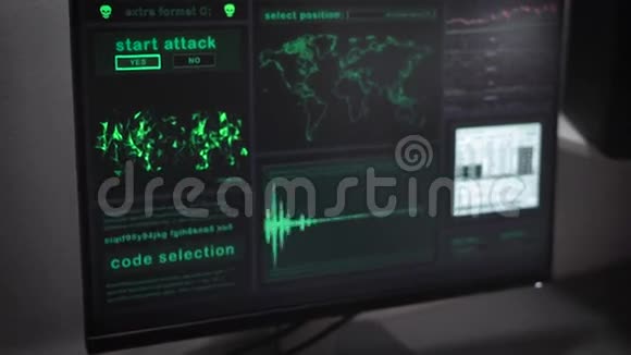 一个有经验的黑客为黑客银行服务器创建了一个程序在屏幕上分析了大量的计算机视频的预览图