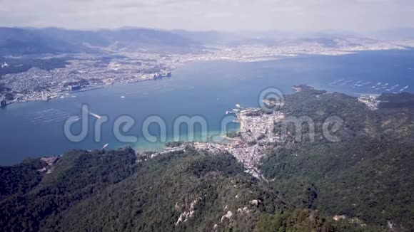 宫岛和广岛从空中4k镜头看到视频的预览图