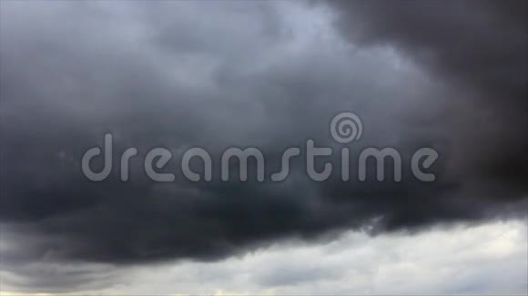 铅云天空视频的预览图