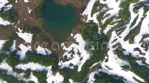瓦赫卡兹蓝湖山冰岛堪察加视频的预览图