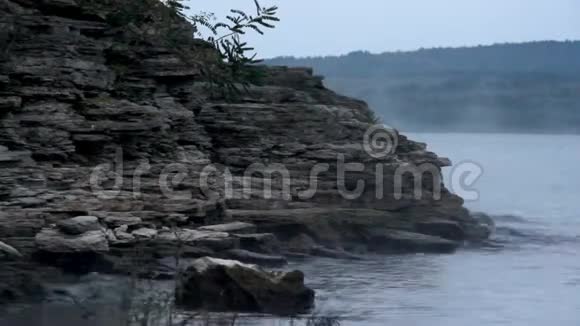 清晨大河湾全景视频的预览图