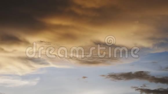 云和水在移动视频的预览图