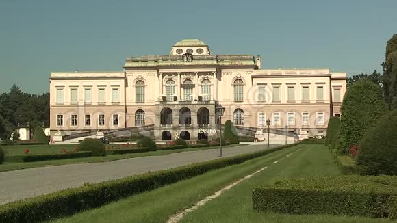 奥地利萨尔茨堡附近的克利斯海姆城堡视频的预览图