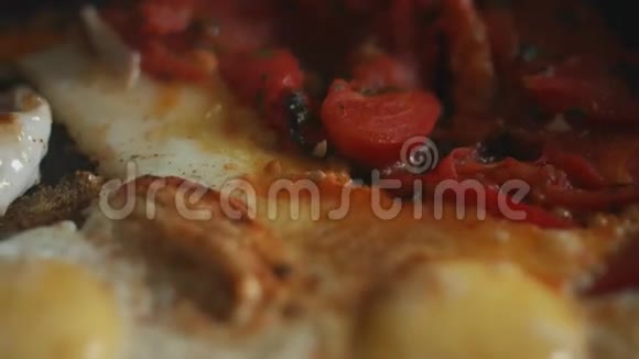 西红柿炒鸡蛋视频的预览图