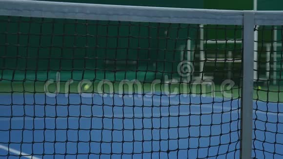 网球打网视频的预览图