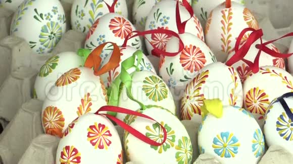 在奥洛穆克市的哈纳复活节彩蛋传统民间工艺和文化遗产视频的预览图