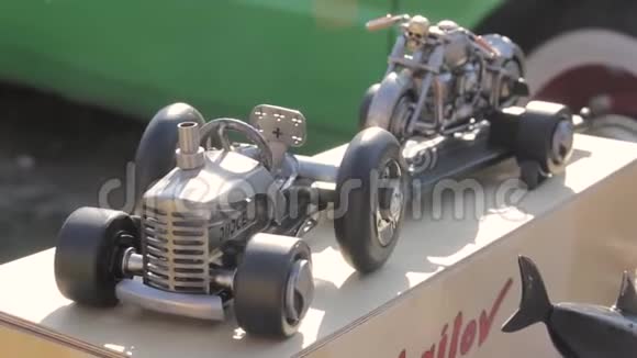 玩具金属摩托车特写视频的预览图