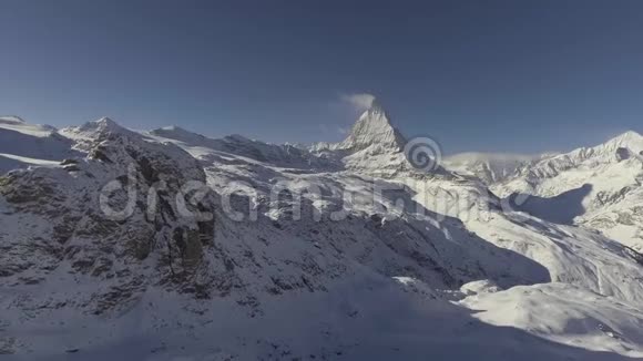 瑞士地标在最美丽的天气拍摄视频的预览图