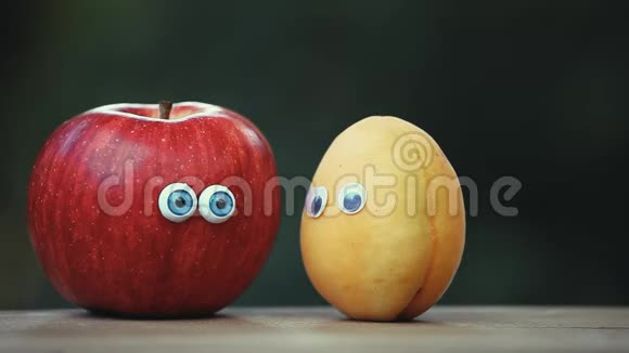 红苹果眼杏凳园视频的预览图