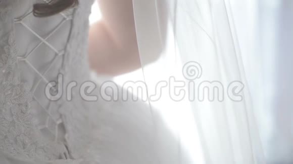 美丽的新娘婚纱视频的预览图