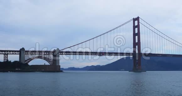 金门大桥4K侧景视频的预览图