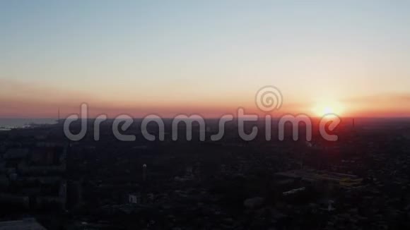 城市上空日落空中录像视频的预览图